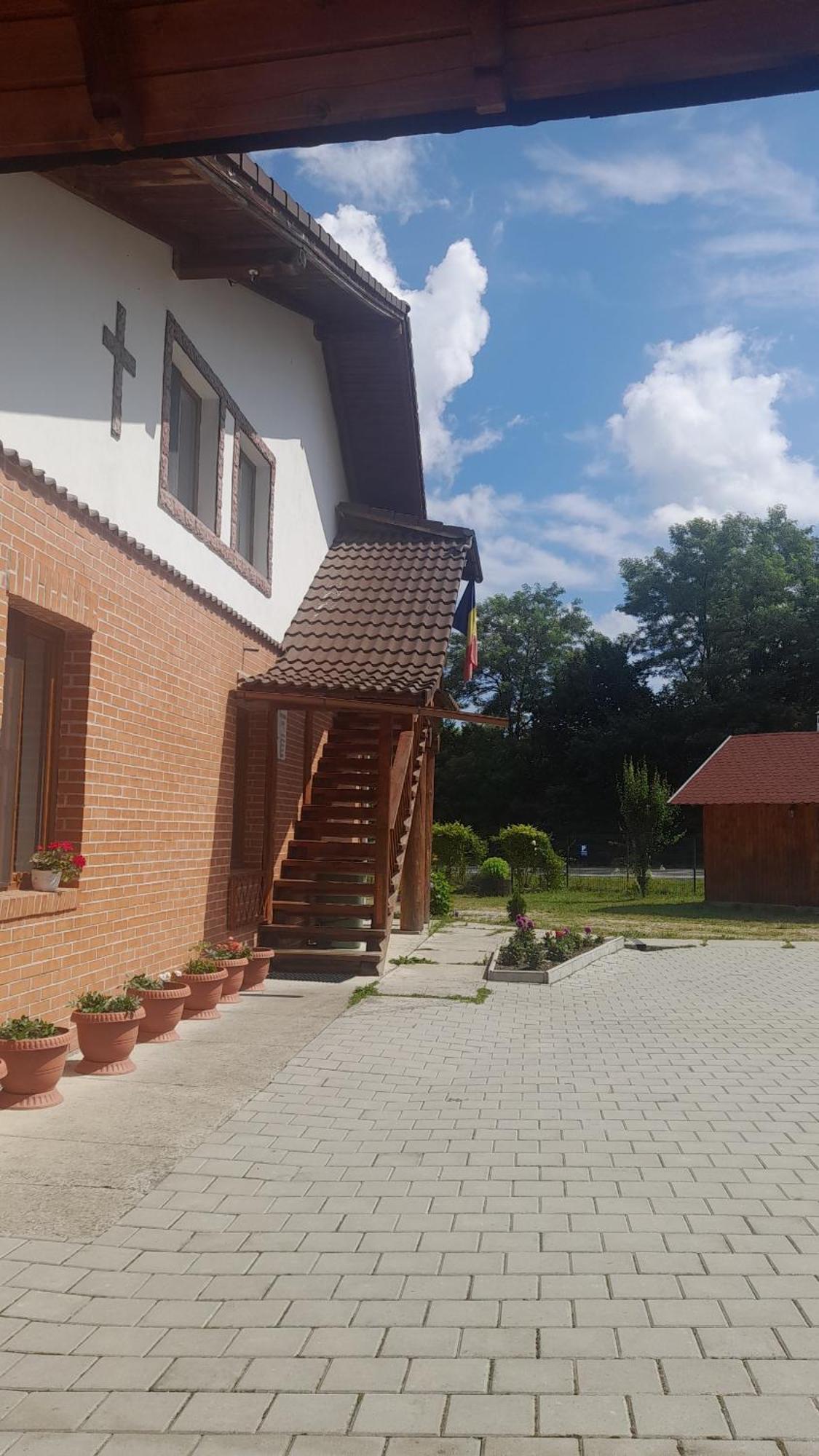 Pensiunea Dates Cîrţişoara Exteriör bild